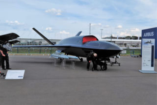 Dron bojowy Airbus U760 Ravenstorm