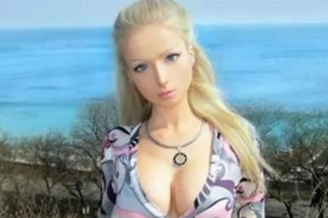 ROSJA. Waleria Łukianowa WYCIĘŁA ŻEBRA, bo chce być BARBIE