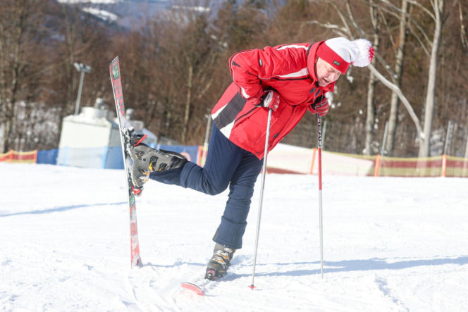 Michał Wójcik z PiS szaleje na nartach