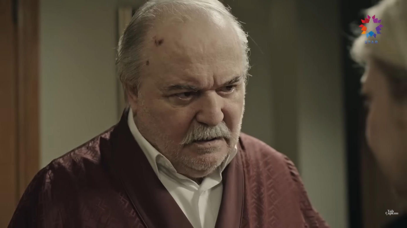 Złoty chłopak. Przerażające odkrycie w sypialni nowożeńców. To Gulgun za tym stoi!
