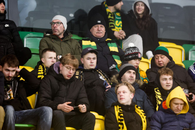 Kibice GKS Katowice dopingowali piłkarzy w meczu z Pogonią