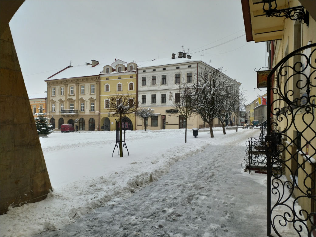 Pomnik, który grzeje! Płyta Jana Głuszaka Dagaramy w Tarnowie