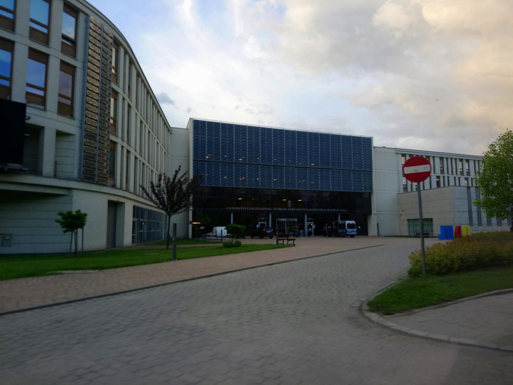 Kraków: Akcja policji na kampusie Uniwersytetu Jagiellońskiego, studenci zaniepokojeni