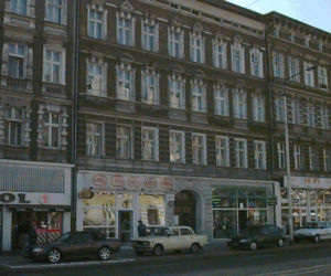 Ulica Krzywoustego w latach 90.