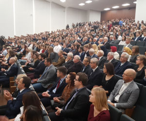 Uroczysta inauguracja UMK w Toruniu i... protest!