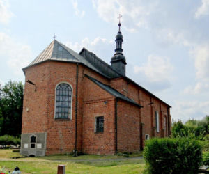 To jedno z najpiękniejszych miast w województwie łódzkim. Kiedyś było związane z Krakowem