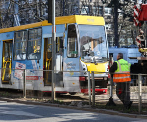 Wykolejenie tramwaju w centrum Łodzi. Są ranni