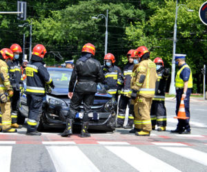 Wypadek na skrzyżowaniu ul. Królewskiej i ul. Marszałkowskiej