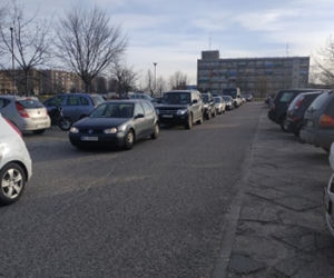 Protest przed szpitalem w Łomzy - NIE dla szpitala zakaźnego