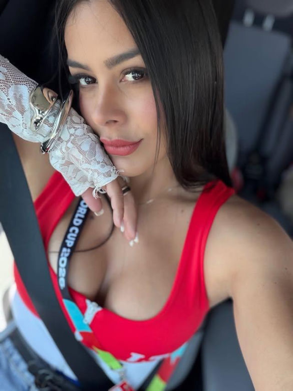 Larissa Riquelme