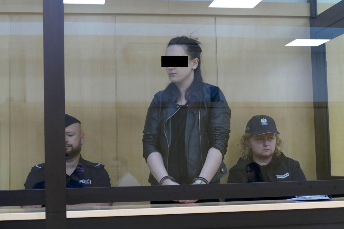 Bił, katował, a nawet przypalał genitalia 6-letniego Maksia. Chłopczyk umierał w męczarniach. Matka tylko się patrzyła
