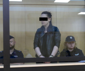 Bił, katował, a nawet przypalał genitalia 6-letniego Maksia. Chłopczyk umierał w męczarniach. Matka tylko się patrzyła