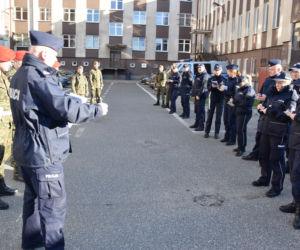 Patrol policji i wojska w Elblągu 3