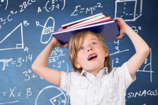 Wynik tego działania może cię zaskoczyć. Czy wiesz, ile to jest 72+72−72:72×72=?