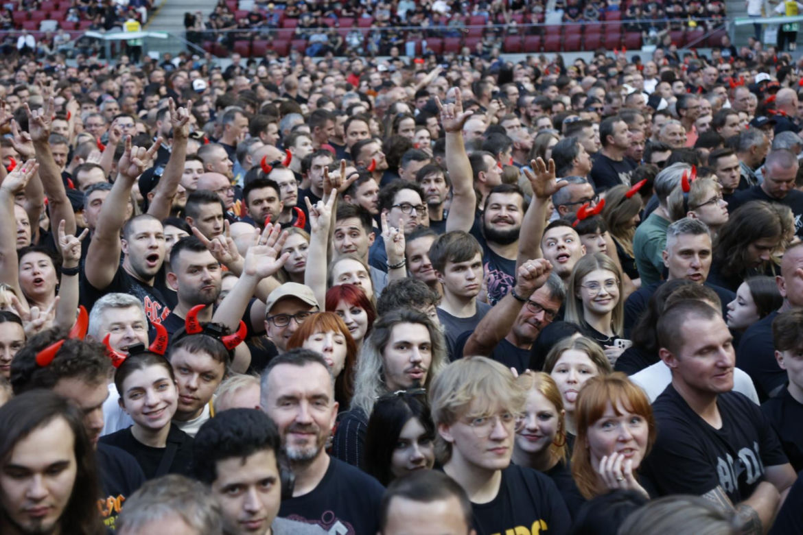 Koncert AC/DC w Warszawie (4.07.2025) - część druga. Organizatorem koncertu jest Live Nation