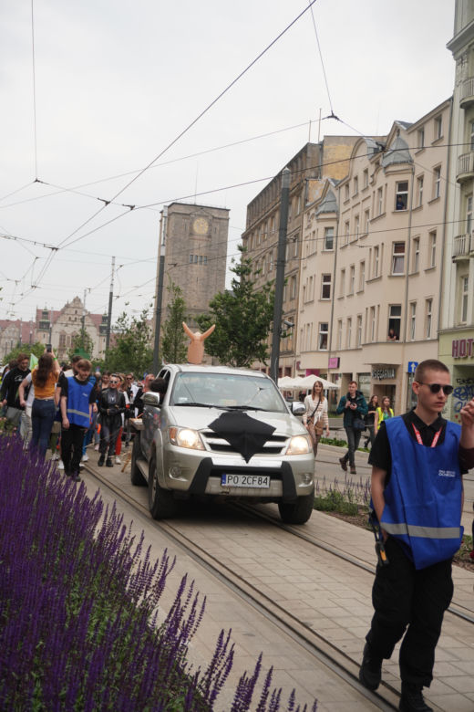 Studenci przejęli Poznań. Zobaczcie jak wyglądał Pochód Juwenaliowy 2024!