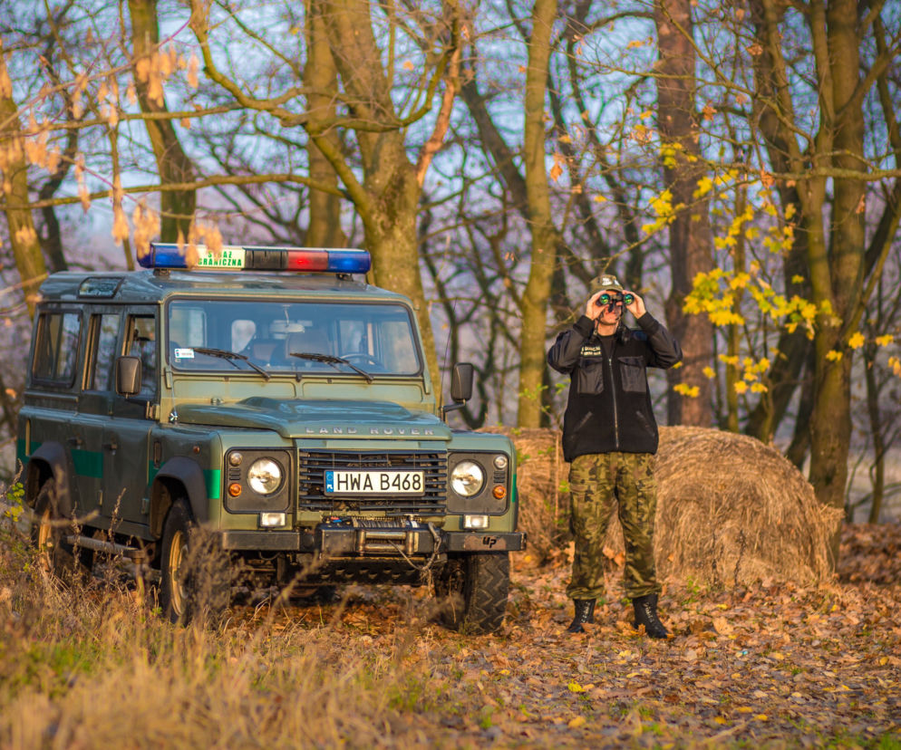 Białowieża. Dwie osoby utknęły na bagnach. Irkakijka była wycieńczona