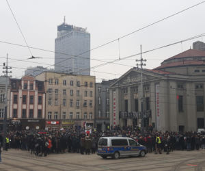 Czarny Piątek 2018 w Katowicach: Tłumy ludzi zebrały się na rynku