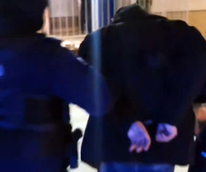 Białystok. Pan Robert, skromny działacz społeczny, schwytał oszusta działającego metodą na policjanta