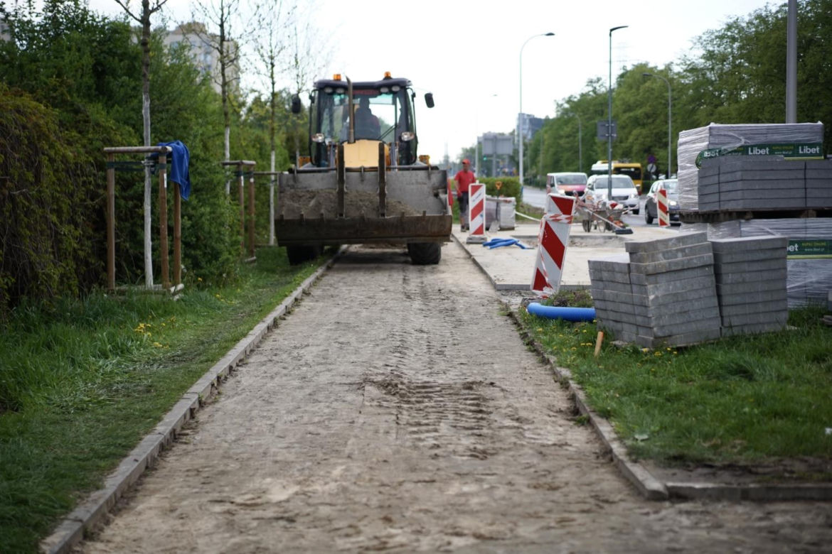 Na skrzyżowaniu Woronicza ze Spartańską na Mokotowie trwają prace