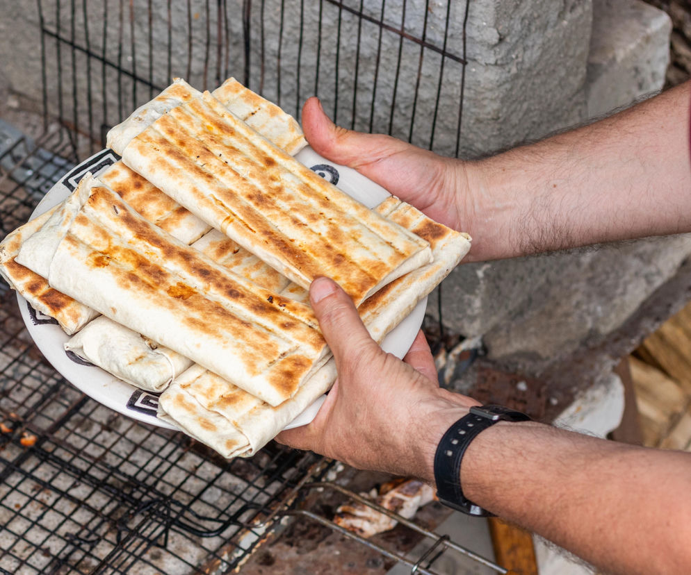 Zapomnij o kebabach z budki. Ten wiralowy sposób to prawdziwa rewolucja