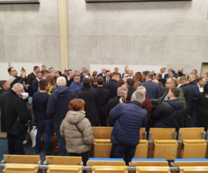 Protest rolników na spotkaniu z ministrem rolnictwa na Uniwersytecie w Siedlcach