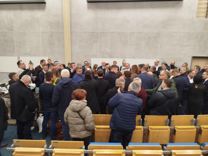 Protest rolników na spotkaniu z ministrem rolnictwa na Uniwersytecie w Siedlcach