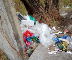 Śmieci na targowisku Świebodzki