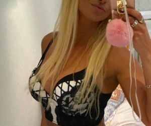 Jola Rutowicz dużo imprezuje w Stanach