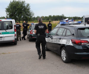 Ewakuacja w Kołobrzegu. Saperzy wyciągają bomby z Bałtyku
