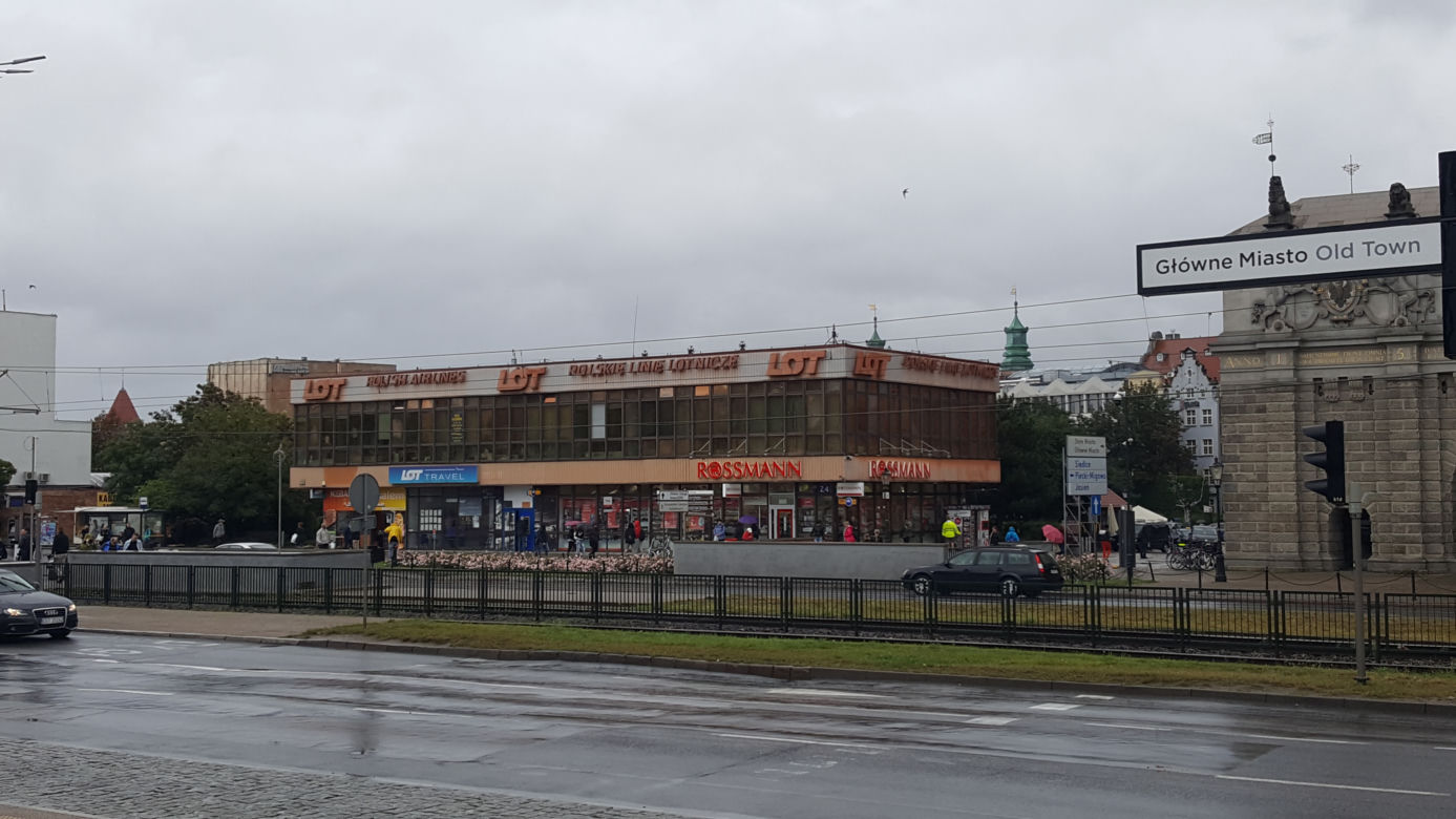 Budynek LOT w Centrum Gdańska