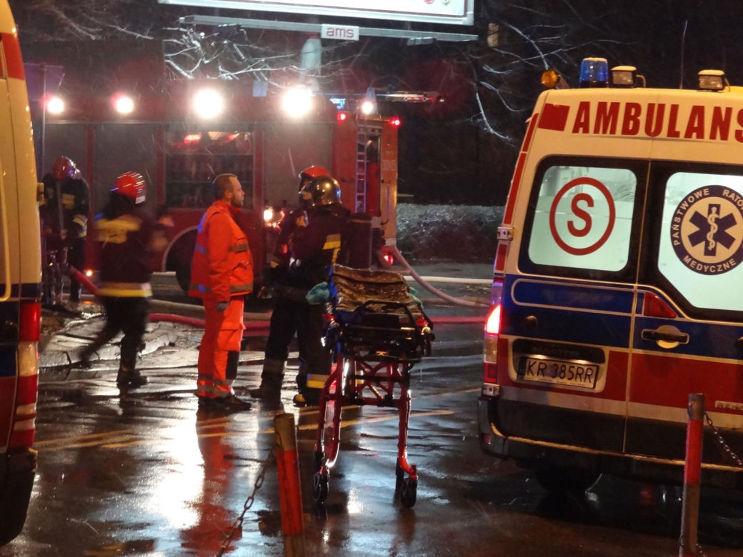 Kraków: Pożar w bloku przy ul. Czarnowiejskiej