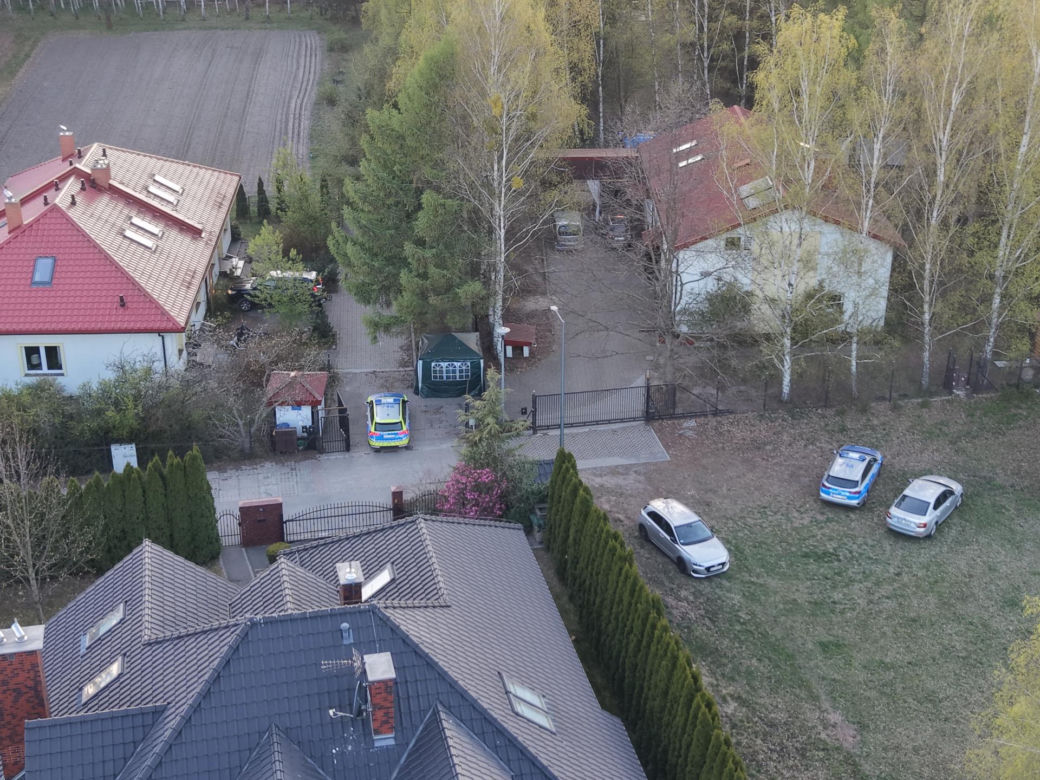 Ojciec przejechał po swojej 6-letniej córce autem. Dziecko nie żyje