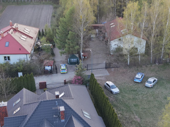 Ojciec przejechał po swojej 6-letniej córce autem. Dziecko nie żyje