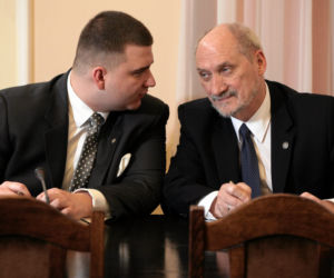 Cudowna broń ministra Macierewicz