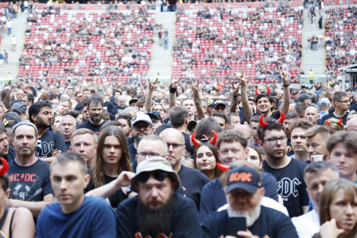 Koncert AC/DC w Warszawie (4.07.2025) - część pierwsza. Organizatorem koncertu jest Live Nation