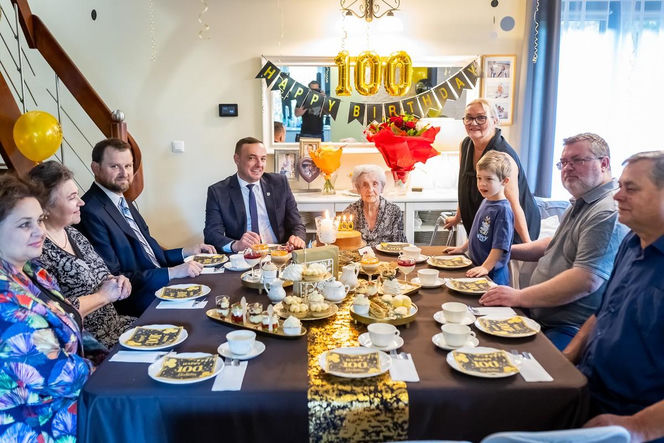 Sto lat minęło jak jeden dzień! Pani Zofia tak świętowała wyjątkowy jubileusz