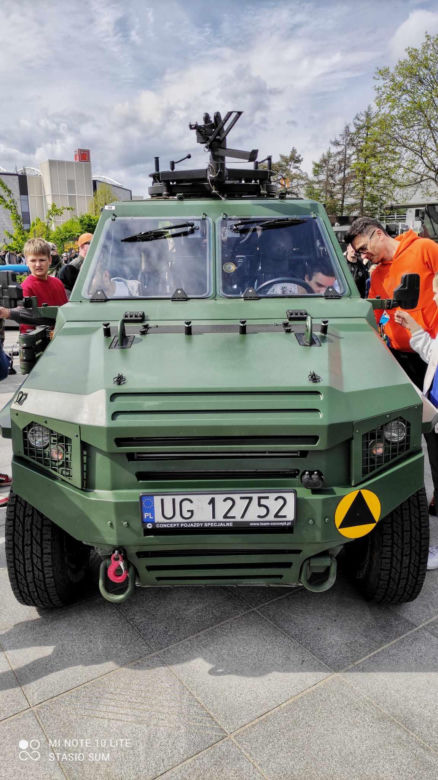 Wystawa sprzętu wojskowego z okazji 25. rocznicy przystąpienia Polski do NATO