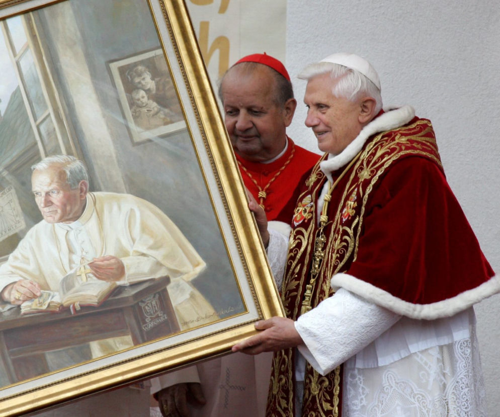 Stanisław Dziwisz. Żyłem przy świętym człowieku