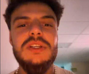 Nikt się nie spodziewał! Znani influencerzy powitali na świecie córeczkę
