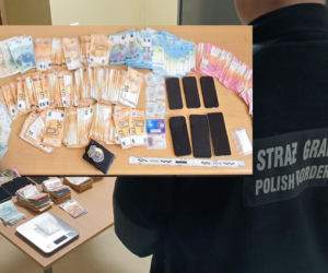 Sfałszował dokumenty. Miał kokainę, 6 telefonów i 10 kart SIM