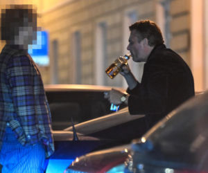 Marek Bukowski tak znany aktor pije pod kinem