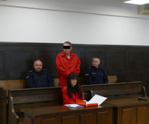 Ostrzelał braci i próbował zabić nożem znajomego. „Nie wiem, czy nim go uderzyłem”