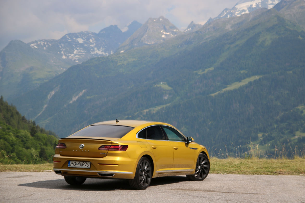 Volkswagen Arteon R-Line 2.0 TDI Bi-Turbo 240 KM 4Motion DSG7