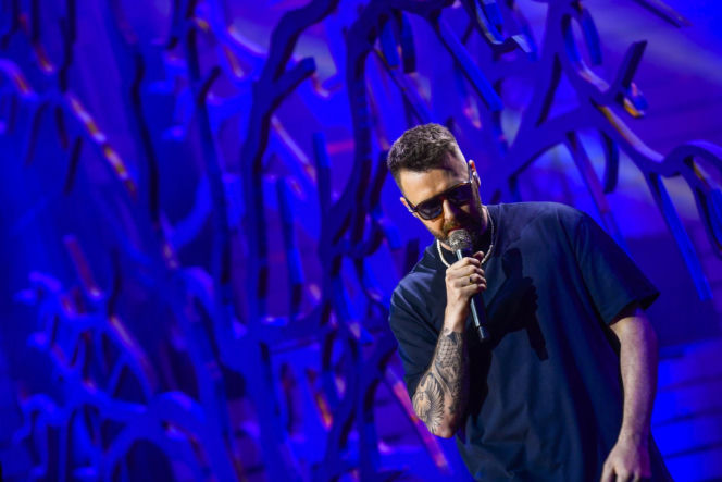 Grzegorz Hyży kiedyś i dziś. Od skromnego chłopaka z "X Factora" do ikony męskiego stylu