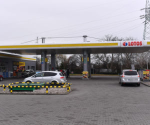 Uratowały niemowlę na stacji