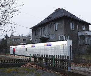 Gigantyczny paczkomat zniknie z Biskupina