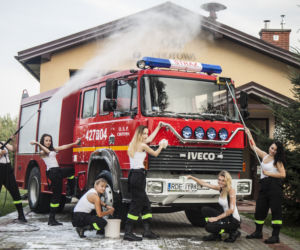 OSP Chotowa - strażaczki wydały kalendarz