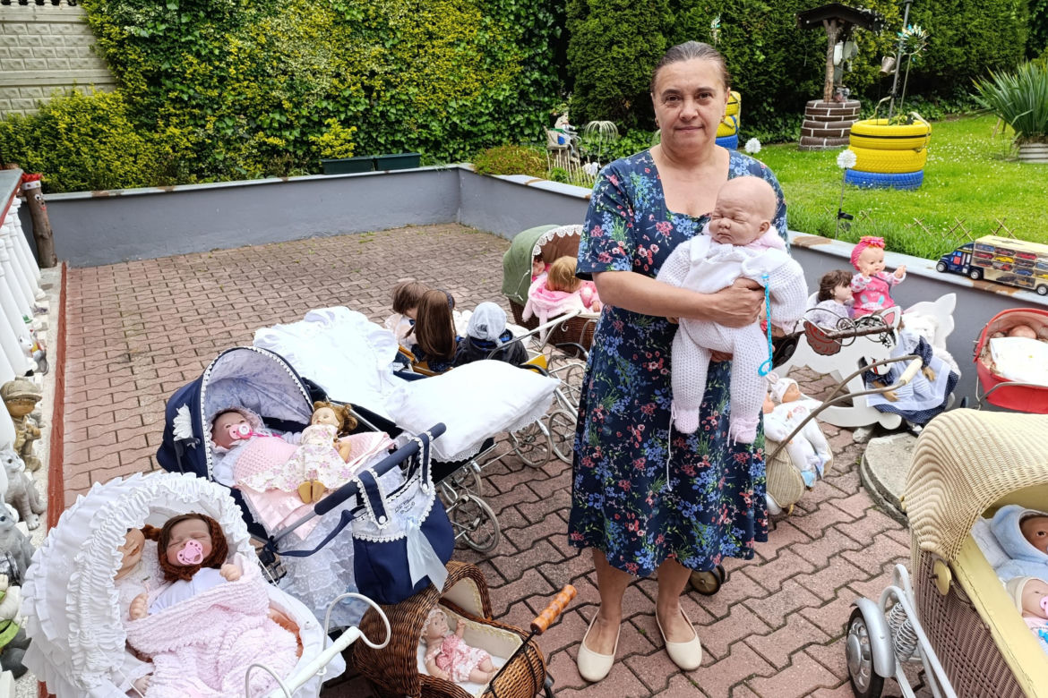 Agnieszka Ciećko zbiera lalki