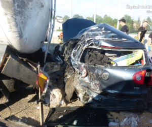 Koszmarny wypadek na A4. Dwa TIR-y zmiażdżyły osobówkę